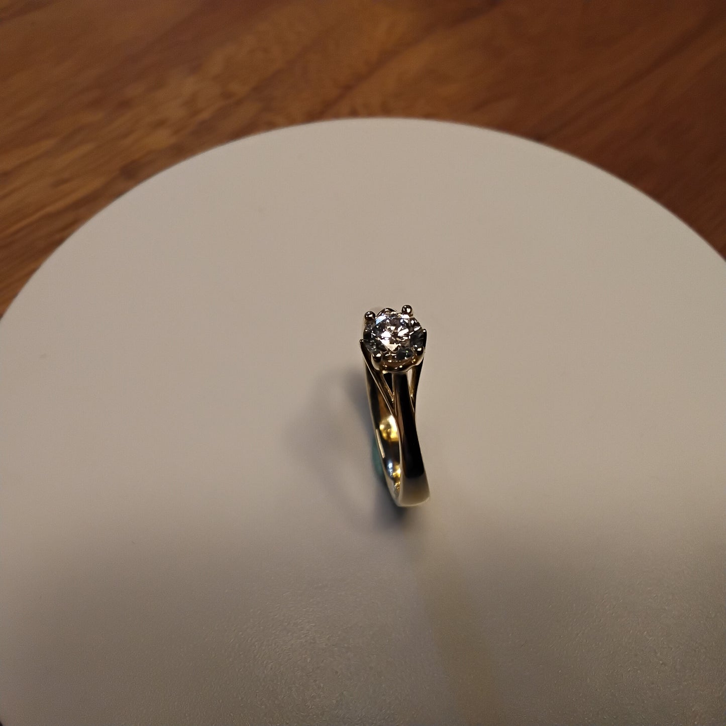 Ring met lap diamant geel goud