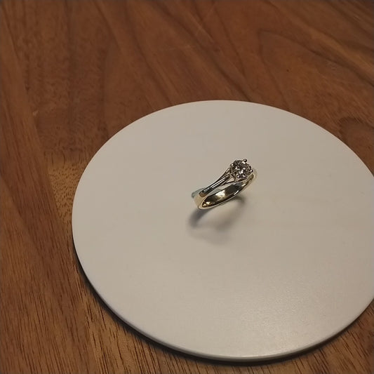 Ring met lap diamant geel goud